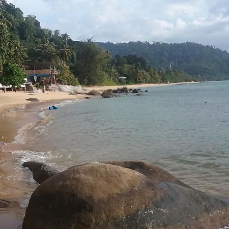 Bungkil Place Hotel Tioman island Exterior photo