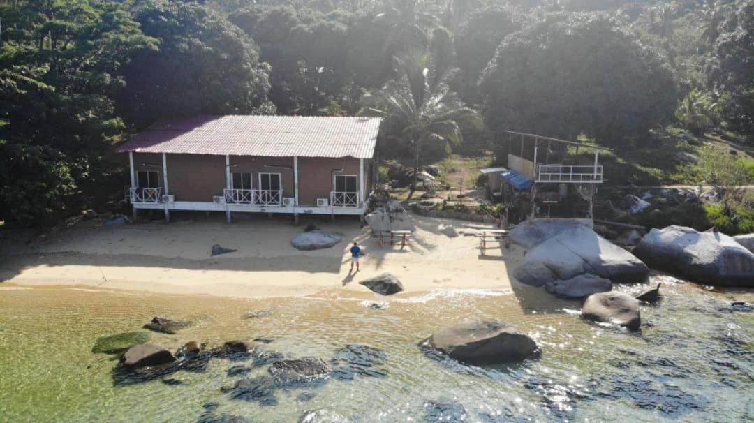 Bungkil Place Hotel Tioman island Exterior photo