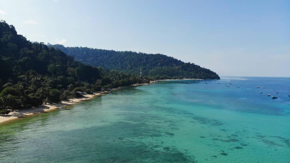 Bungkil Place Hotel Tioman island Exterior photo