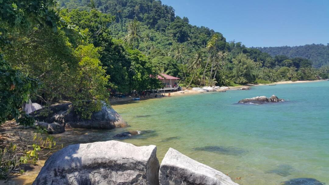 Bungkil Place Hotel Tioman island Exterior photo